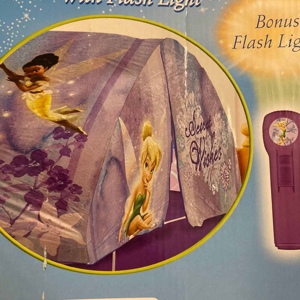 NWT Disney Fairies Tinkerbell Bed Tent & Flashlight